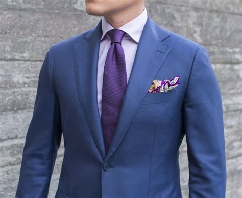 is purple shirt goes well with navy blue suit